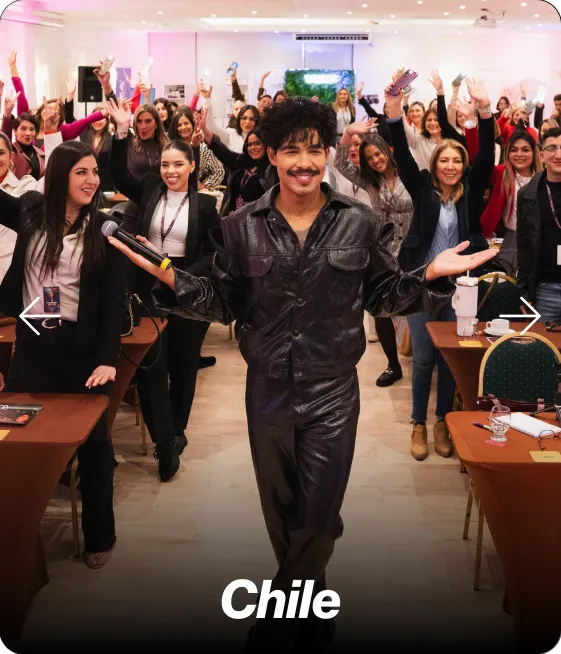 Lucas Cupertino em evento de micropigmentação